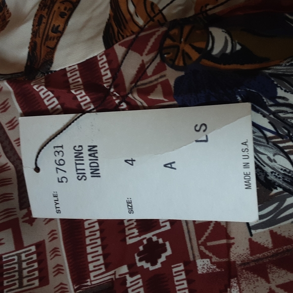 Karen Kane Vintage Tribal Print Top💖💖💖NWT - Picture 6 of 6